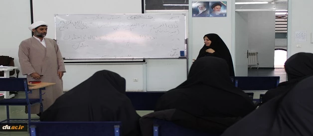 برگزاری دوره آموزشی نماز برای دانشجومعلمان ورودی 93 پردیس فاطمه الزهرا(س) 3