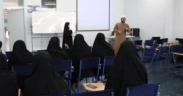 برگزاری دوره آموزشی نماز برای دانشجومعلمان ورودی 93 پردیس فاطمه الزهرا(س) 4