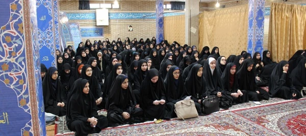 درپردیس بنت الهدی صدرقزوین برگزارشد:

جلسه پرسش و پاسخ دانشجومعلمان با مسئولین هسته گزینش استان قزوین 4