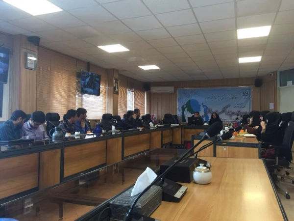 در اولین دوره آموزشی ویژه دانشجو معلمان سراسر کشور:

به موضوع مهارت های ارتباطی  و مدیریت روابط پرداخته شد