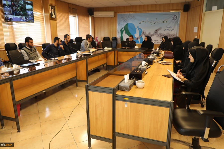 در اولین دوره آموزشی ویژه دانشجو معلمان سراسر کشور:

به موضوع مهارت های ارتباطی  و مدیریت روابط پرداخته شد