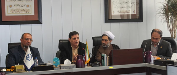 سرپرست دانشگاه فرهنگیان در جلسه ستاد اسکان نوروز 97:

نظارت و بهسازی باید سرلوحه فعالیت های نوروزی باشد 2