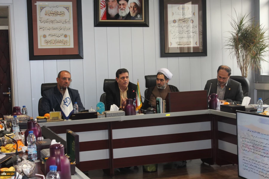 سرپرست دانشگاه فرهنگیان در جلسه ستاد اسکان نوروز 97:

نظارت و بهسازی باید سرلوحه فعالیت های نوروزی باشد 2