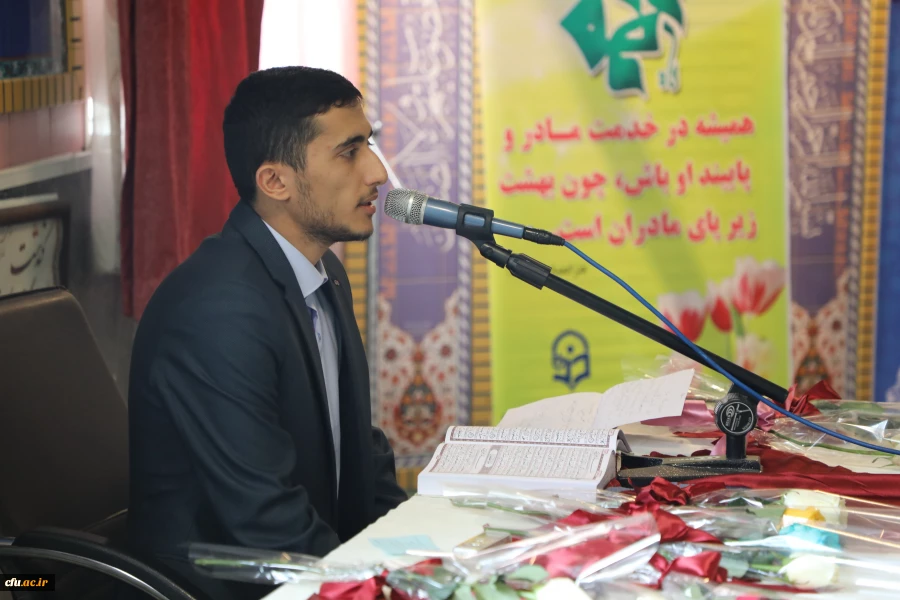 با حضور سرپرست دانشگاه فرهنگیان در سازمان مرکزی برگزار شد: 

گرامیداشت روز میلاد حضرت فاطمه زهرا (س) و مقام والای زن 2