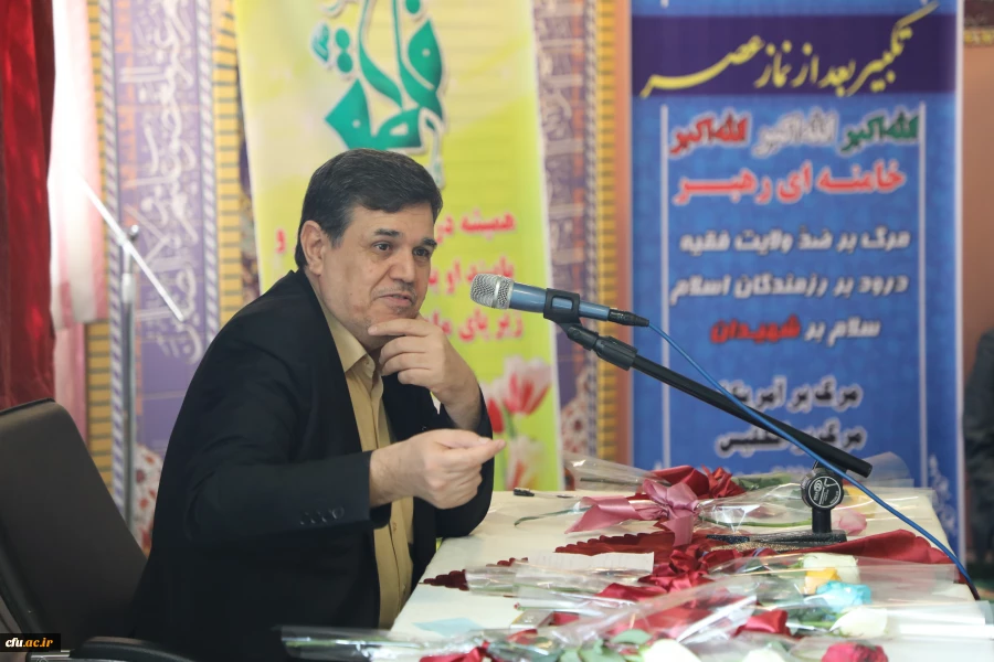 با حضور سرپرست دانشگاه فرهنگیان در سازمان مرکزی برگزار شد: 

گرامیداشت روز میلاد حضرت فاطمه زهرا (س) و مقام والای زن 2