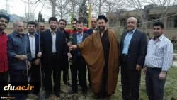 کاشت نهال به مناسبت روز درختکاری در پردیس شهید چمران 4