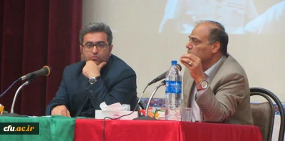 به همت تشکل انجمن اسلامی دانشجویی پردیس شهید مقصودی همدان انجام شد:

نشست بررسی پیامدهای اجتماعی و سیاسی ملی شدن صنعت نفت ایران و دکتر مصدق