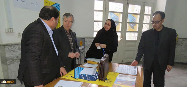 دکتر بدری در آیین آغازین همایش کشوری آموزش ریاضی:

ریاضیات از جمله مولفه های لازم برای تربیت انسان فکور، آزاد و روشنفکر است
 4