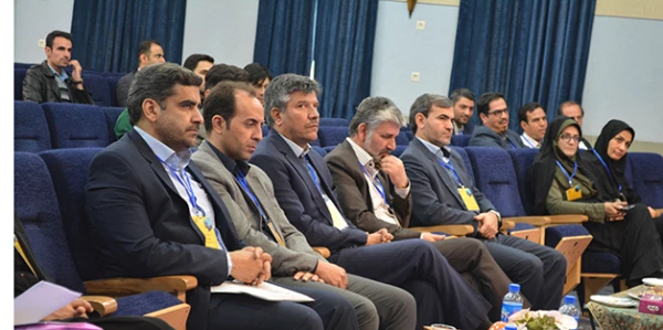 در دانشگاه فرهنگیان اصفهان برگزار شد:

اولین همایش ملی دانش موضوعی –تربیتی آموزش محتوای شیمی
 4