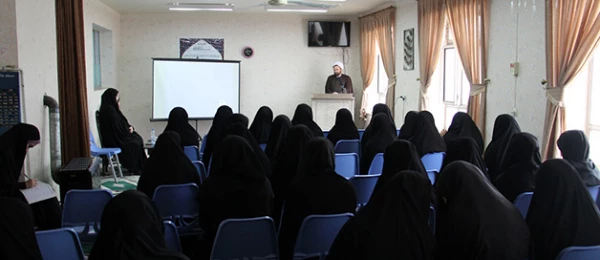 به مناسبت بزرگداشت هفته  زن: 

برگزاری کارگاه ازدواج موفق در پردیس بنت الهدی صدر 
 4