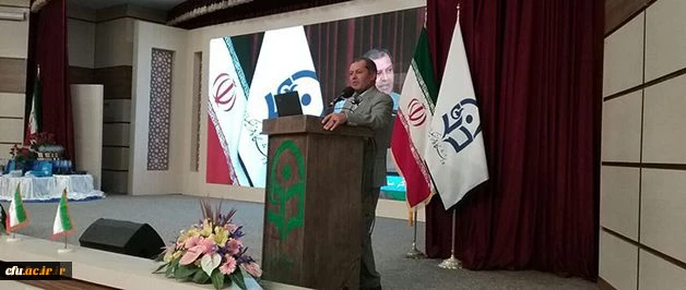 در نخستین جشنواره ملی تجربیات برتر آموزشی تربیتی معلمان و استادان فیزیک سراسر کشور عنوان شد:

در دانشگاه فرهنگیان به دنبال ارتقاء مهارت های حرفه ای هستیم 2