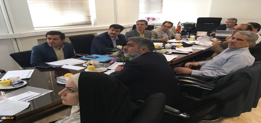 جلسه هم اندیشی بررسی شاخص های عمومی و اختصاصی دستگاه برگزار شد 2