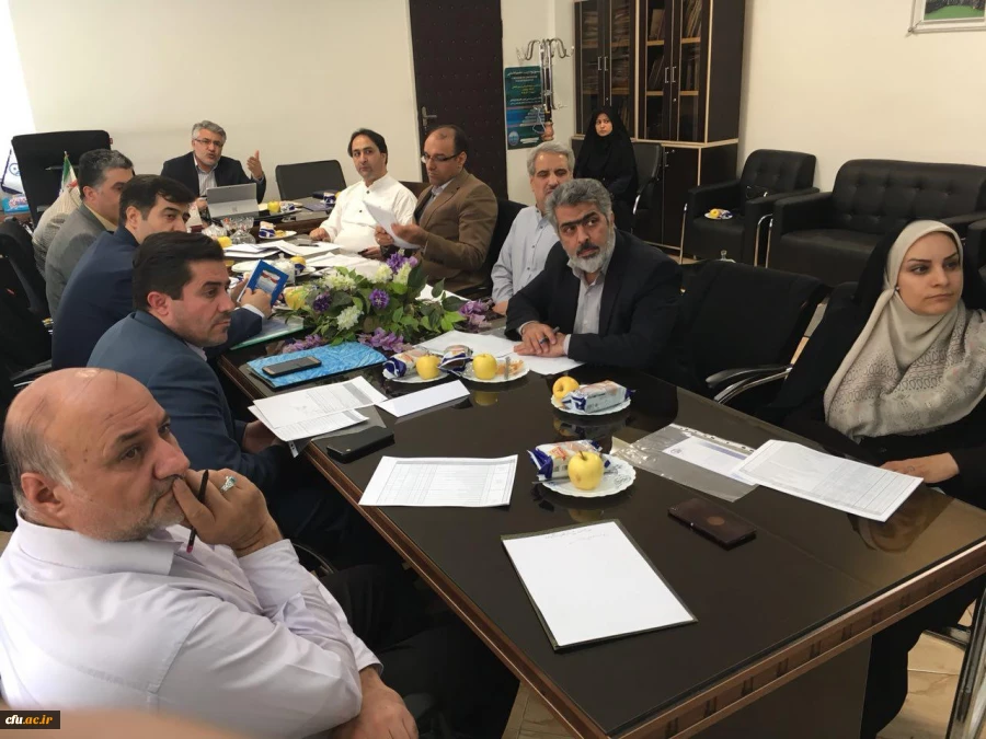 جلسه هم اندیشی بررسی شاخص های عمومی و اختصاصی دستگاه برگزار شد 7