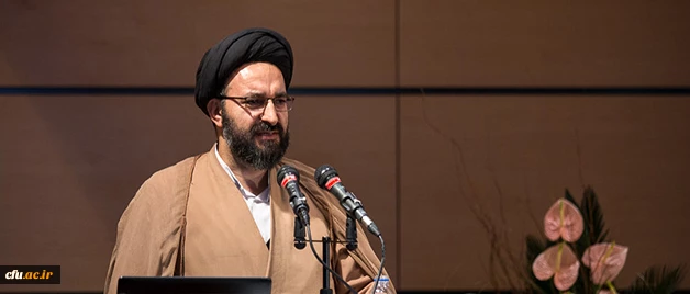 مسئول دفتر نهاد نمایندگی مقام معظم رهبری در مراسم افتتاحیه مرکز تربیت مدیران راهبردی و جهادی آینده:

لزوم استقرار نگرش جامع توحیدی در متربی و تثبیت توحید در اندیشه، احساس و رفتار فرد 2