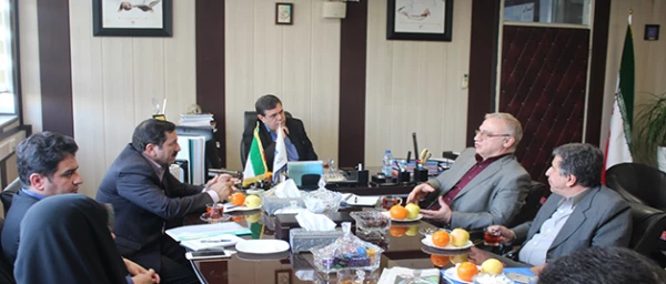 دیدار مدیر عامل و اعضای هیئت مدیره شرکت توسعه و تجهیز مدارس با سرپرست دانشگاه 4