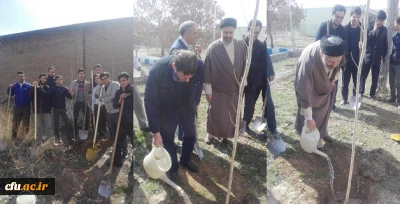 به مناسبت 15 اسفند روز درختکاری :

کاشت 200 اصله نهال در محوطه پردیس علامه امینی(ره)