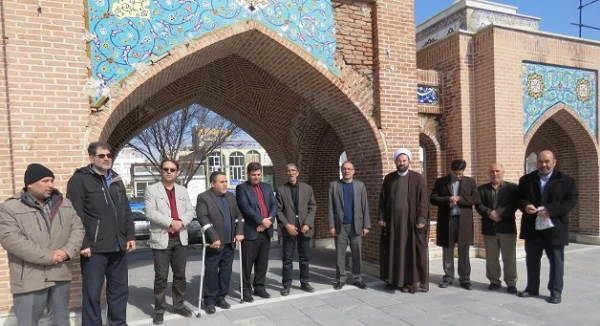 دکتر رضا عبدی، مدیر استانی دانشگاه فرهنگیان اردبیل در مراسم تجدید میثاق با شهداء:

هر انسانی در هر زمانی برای توسعه ی مکتب خود تکلیفی دارد و تکلیف ما انجام با بصیرت و جهادگونه ی وظایف و مسؤولیت های فعلی است ی  2