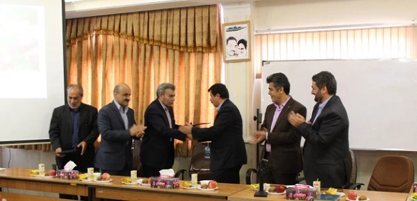 برگزاری جلسه شورای اداری دانشگاه فرهنگیان استان قزوین
 
 4