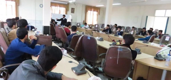 برگزاری دوره معارف قرآن، نماز و مهدویت (طرح معراج) در پردیس های استان مرکزی 3