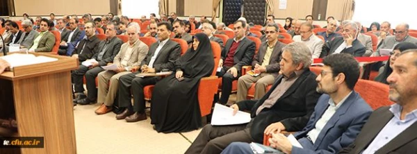 بیانات اعضای هیات رئیسه دانشگاه در نشست نمایندگان منتخب سراسر کشور

معاون دانشجویی دانشگاه: دانشجو معلمان و استادان دوبال پرواز برای دانشگاه