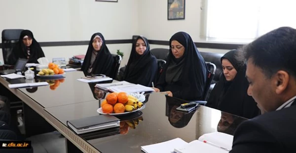 در نشست مشترک مدیران معاونت دانشجویی و حوزه ریاست و روابط عمومی تاکید شد:

لزوم ارتقاء کیفیت و توسعه امکانات در پردیس ها و مراکز در راستای مطالبات دانشجویان