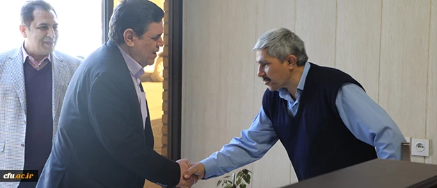 گزارش تصویری از دیدار دکتر خنیفر با همکاران سازمان مرکزی در پایان سال 1396 و آستانه سال جدید 2