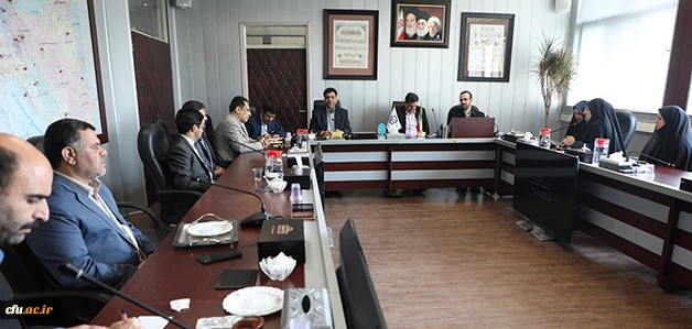 گزارش  نشست هم اندیشی علمی تربیت معلم-چالش های امروز و فردا   /   نقد و بررسی کتاب در تمنای یادگیری 2