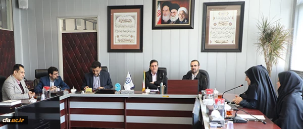 دکتر خنیفر در نشست صمیمی با همکاران  حوزه روابط عمومی و هماهنگی و امور استانها:

سرعت،  وسعت ، دقت، جامعیت و تحلیل و رصد اخبار از  اصول موفقیت ِ روابط عمومی ها 2