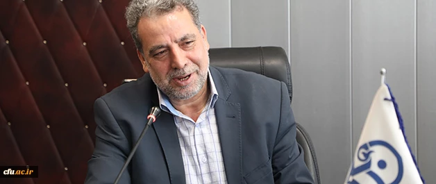 دکتر خنیفر در جلسه تکریم و معارفه مدیر کل سلامت و مشاوره دانشگاه تاکید کرد:

در قرآن کریم هم بر ضرورت مشاوره تاکید شده است 3