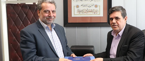 دکتر خنیفر در جلسه تکریم و معارفه مدیر کل سلامت و مشاوره دانشگاه تاکید کرد:

در قرآن کریم هم بر ضرورت مشاوره تاکید شده است 4