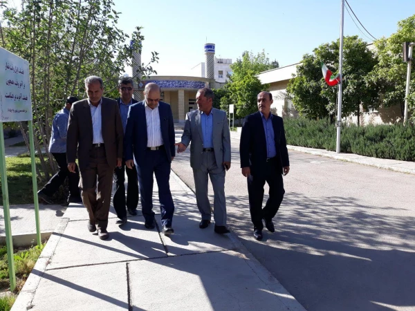 مدیرکل حوزه ریاست دانشگاه:

موج امید ایجاد شده در دانشگاه بزرگترین دستاورد مدیریت جدید است 7