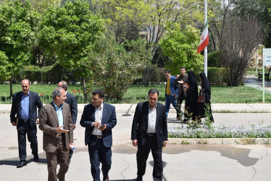 مدیرکل حوزه ریاست دانشگاه:

موج امید ایجاد شده در دانشگاه بزرگترین دستاورد مدیریت جدید است 10