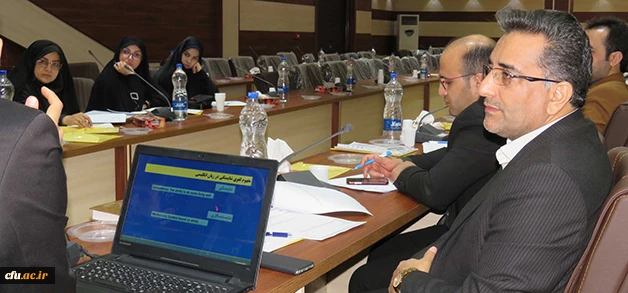 دکتر بدری درجلسه طراحی الگوی شایستگی سرپرستان شبانه روزی تاکید کرد:

اهمیت نگاه علمی در طراحی و اعتباریابی الگوی شایستگی سرپرستان شبانه روزی 
 3