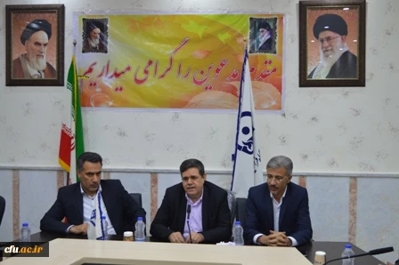 دکتر خنیفر در جلسه پرسش و پاسخ  با همکاران دانشگاه فرهنگیان استان خوزستان:

مسیر ورود معلم به عرصه آموزش و پرورش فقط باید از تربیت معلم و دانشگاه فرهنگیان بگذرد. 
 2