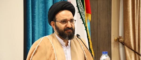 حجت الاسلام و المسلمین دادگر در دیدار نوروزی با کارکنان دانشگاه عنوان کرد: 

لزوم پیوند بین اصالت نگاه سنتی و فخیم به تربیت معلم و رویکرد نوین در این حوزه 2