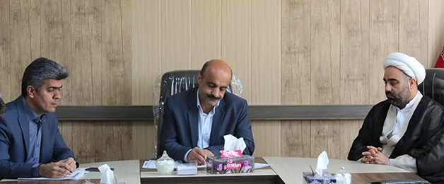 اولین جلسه شورای فرهنگی دانشگاه فرهنگیان استان قزوین درسال 97 برگزار شد
 
 4