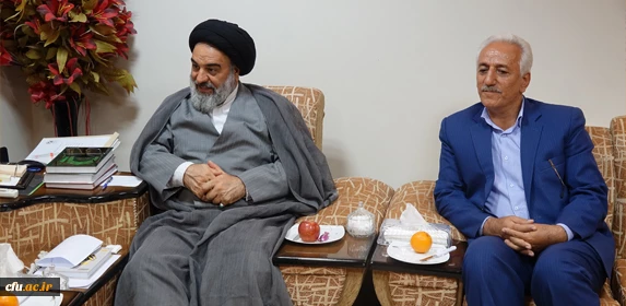 نماینده ولی فقیه در استان کردستان در  دیدار با مسئولان دانشگاه فرهنگیان کردستان:

 نقش موثر دانشگاه فرهنگیان در حمایت از کالای ایرانی با فرهنگ سازی
 2