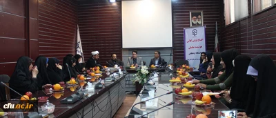 دکتر روشندل در مراسم افتتاحیه کلاس هوشمند تعاملی عنوان کرد:

کلاس های هوشمند تعاملی ابزار مناسبی برای ارائه دانش موضوعی