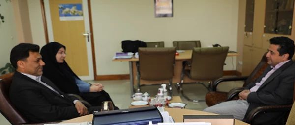 در دیدار مدیرکل حوزه ریاست دانشگاه با مشاور وزیر و مدیرکل روابط عمومی وزارت علوم مطرح شد:

دانشگاه فرهنگیان باید متناسب با اهمیت و گستردگی آن مورد توجه وزارت علوم قرار گیرد 2