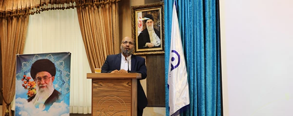 حجت الاسلام و المسلمین غیاث در جشن مبعث رسول اکرم(ص):

مهمترین نعمت در زندگی انسان هویت است 2