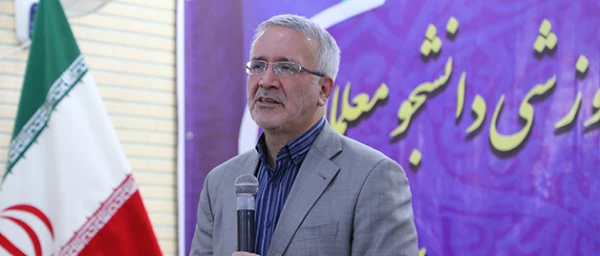 دبیر کل شورای عالی آموزش و پرورش، در نشست و دوره آموزشی، فرهنگی  دانشجومعلمان رتبه  برتر کنکور در دانشگاه فرهنگیان:

معلمی اصلی ترین عامل تحول آفرینی است 2