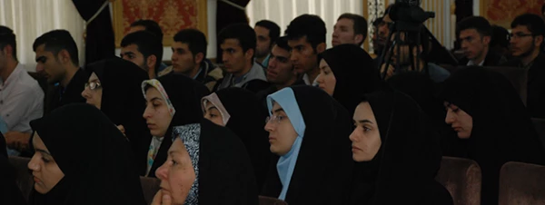 رئیس کمیسیون چشم انداز و نخبگان مجمع تشخیص مصلحت نظام در نشست رتبه های برتر در دانشگاه:

نخبگان معلمی به عنوان بدنه اصلی قطار توسعه در کشور 2