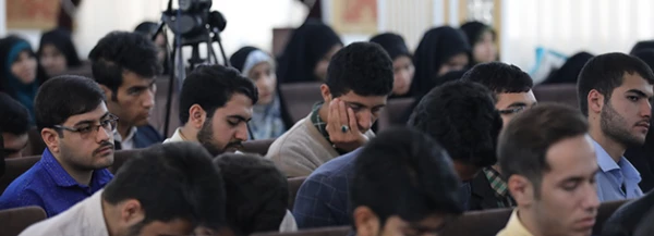 رئیس کمیسیون چشم انداز و نخبگان مجمع تشخیص مصلحت نظام در نشست رتبه های برتر در دانشگاه:

نخبگان معلمی به عنوان بدنه اصلی قطار توسعه در کشور 3