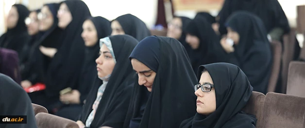 حجت الاسلام والمسلمین علی ذوعلم، معاون پژوهشی مؤسسه انقلاب اسلامی:

دانشگاه فرهنگیان می‎تواند منشأ تحولات شود 6