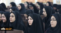 حجت الاسلام و المسلمین دادگر در نشست آموزشی رتبه های برتر دانشگاه فرهنگیان عنوان کرد: 

برخورداری از ایده و توانمندی نخبگان دانشگاه  و تلفیق آن با فضای تربیتی، دینی و معرفتی زمینه ساز  ارتقاء تربیت معلم 7