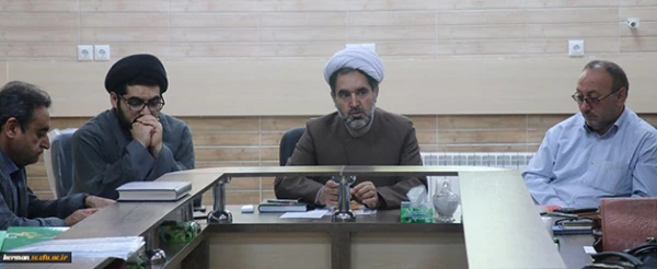 در سی و چهارمین شورای فرهنگی و اجتماعی دانشگاه فرهنگیان استان کرمان اعلام شد:

معرفی دانشجو معلمان برتر درسی به بنیاد نهج البلاغه 3