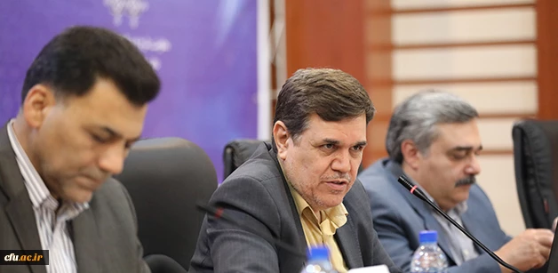 دکتر خنیفر در دوره آموزشی – تخصصی مسئولان مالی:

ضرورت تمرکز اعتبارات در بخش رفاهی، تغذیه و خوابگاهی دانشجو معلمان 2