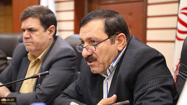 دکترخاکی در دوره آموزشی – تخصصی مسئولان مالی:

سرمایه های انسانی اطلاعاتی و سازمانی دارایی های نامشهود و با اهمیت هستند 2