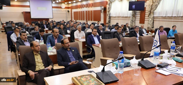 دکترخاکی در دوره آموزشی – تخصصی مسئولان مالی:

سرمایه های انسانی اطلاعاتی و سازمانی دارایی های نامشهود و با اهمیت هستند 3