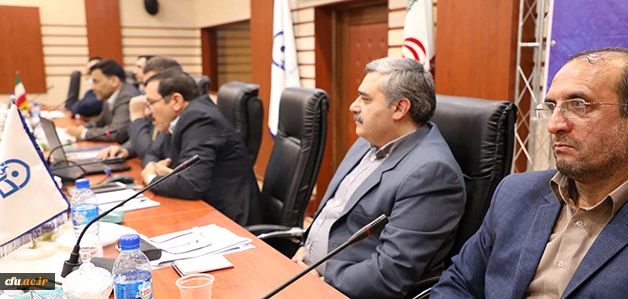 دکترخاکی در دوره آموزشی – تخصصی مسئولان مالی:

سرمایه های انسانی اطلاعاتی و سازمانی دارایی های نامشهود و با اهمیت هستند 4